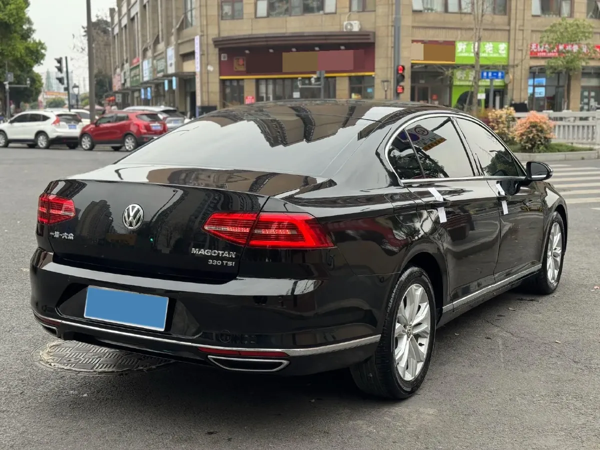 2018 Volkswagen Magotan 1.8T 180HP L4 7DCT,autocango,china used car exporter,china ev exporter,chinese used car exporter,chinese used ev exporter