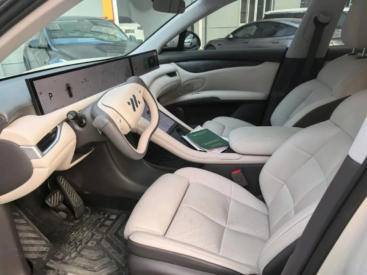 2023 IM LS6 BEV 71KWH,autocango,china used car exporter,china ev exporter,chinese used car exporter,chinese used ev exporter