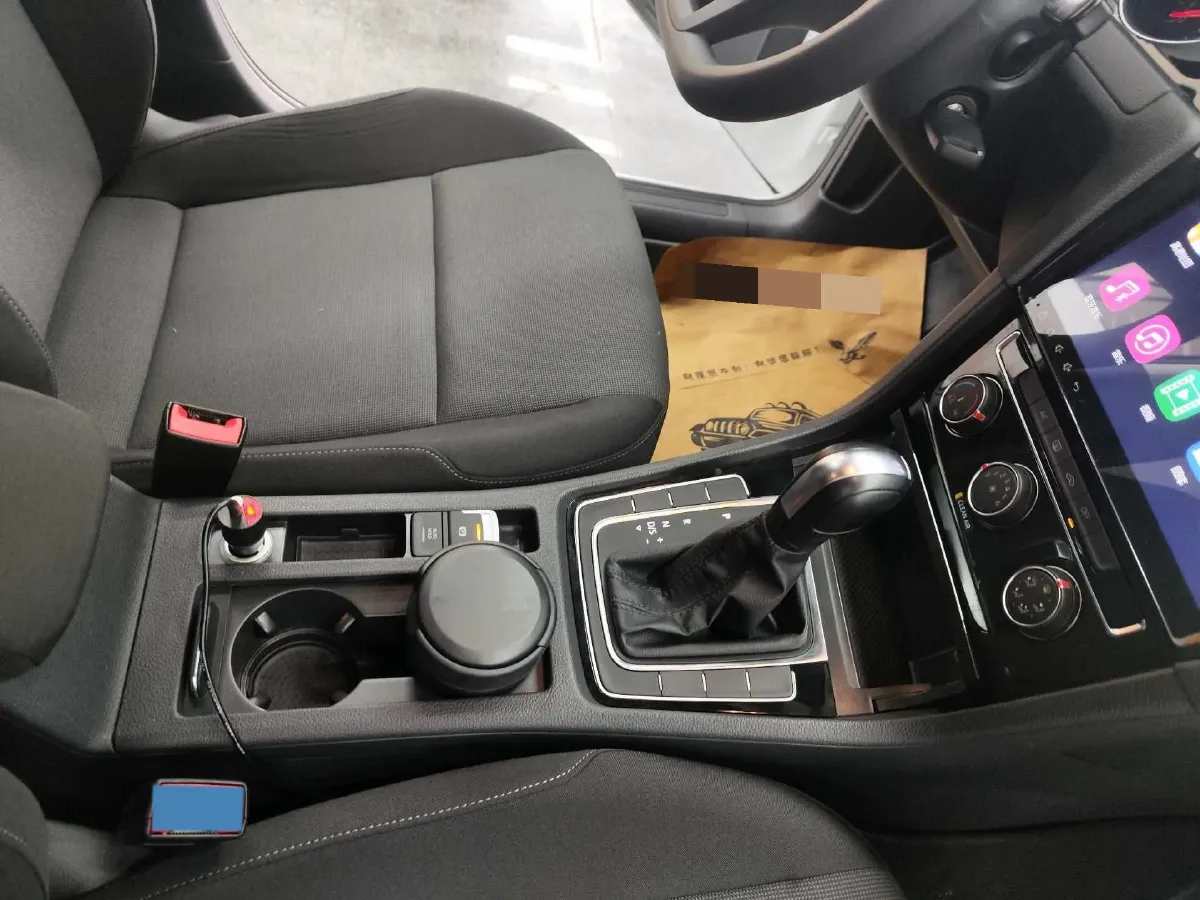 2018 Volkswagen Golf 1.6L 110HP L4 6AT,autocango,china used car exporter,china ev exporter,chinese used car exporter,chinese used ev exporter