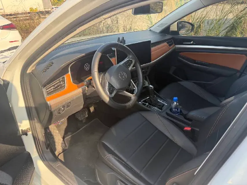 2023 Volkswagen Bora 1.2T 116HP L4 7DCT,autocango,china used car exporter,china ev exporter,chinese used car exporter,chinese used ev exporter