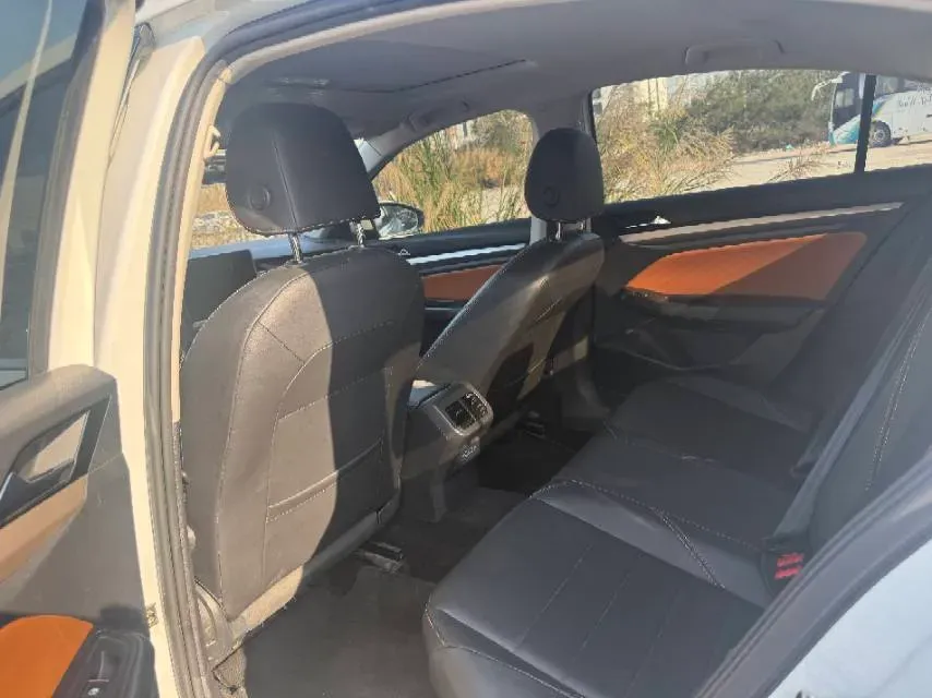 2023 Volkswagen Bora 1.2T 116HP L4 7DCT,autocango,china used car exporter,china ev exporter,chinese used car exporter,chinese used ev exporter