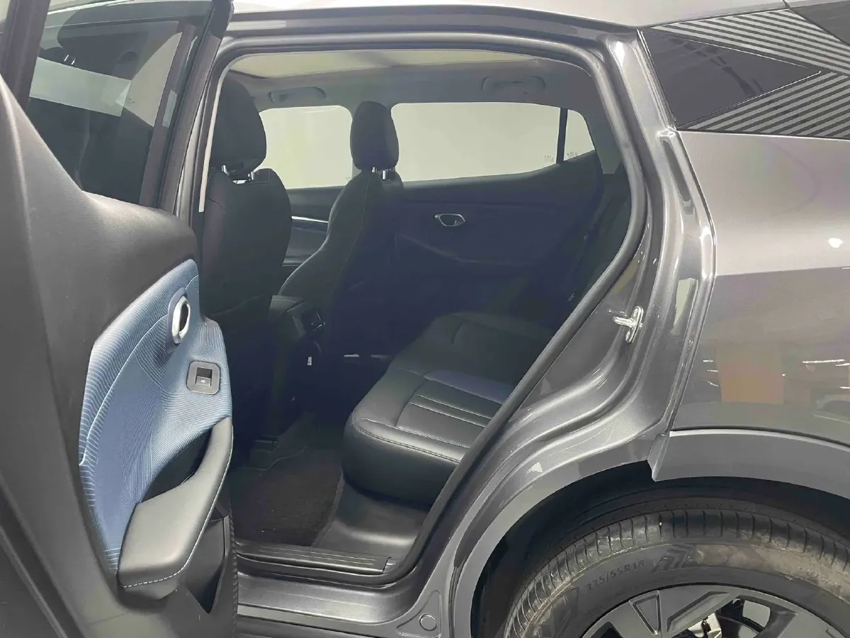 2023 GAC Trumpchi GS3 1.5T 177HP L4 7DCT,autocango,china used car exporter,china ev exporter,chinese used car exporter,chinese used ev exporter