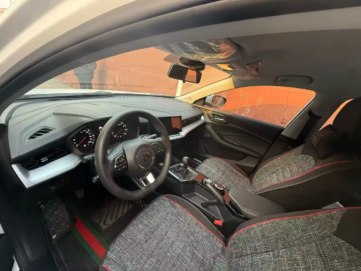 2023 MG 5 1.5L 129HP L4 5MT,autocango,china used car exporter,china ev exporter,chinese used car exporter,chinese used ev exporter