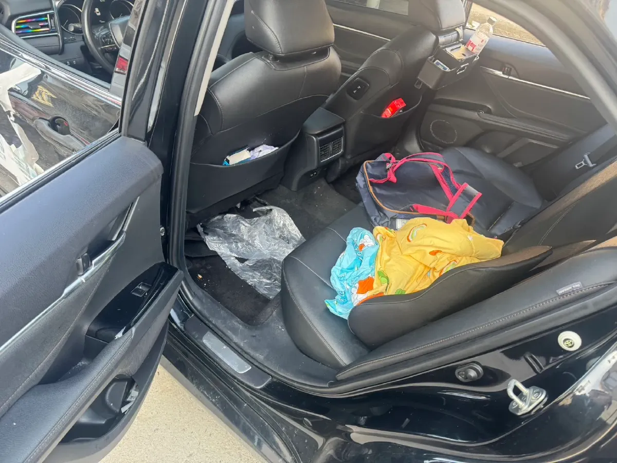 2021 Toyota Camry 2.0L 178HP L4 CVT,autocango,china used car exporter,china ev exporter,chinese used car exporter,chinese used ev exporter