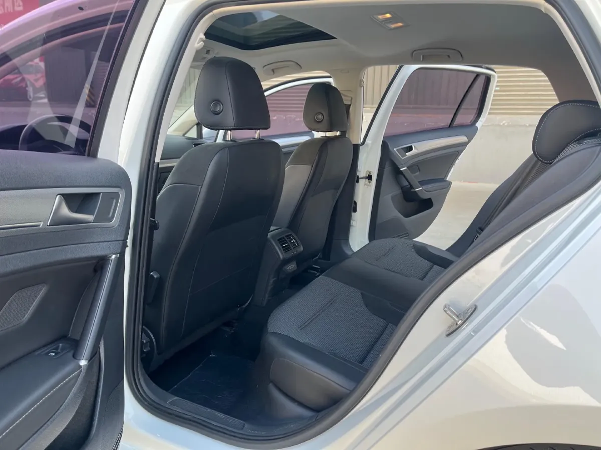 2019 Volkswagen Golf 1.4T 150HP L4 7DCT,autocango,china used car exporter,china ev exporter,chinese used car exporter,chinese used ev exporter