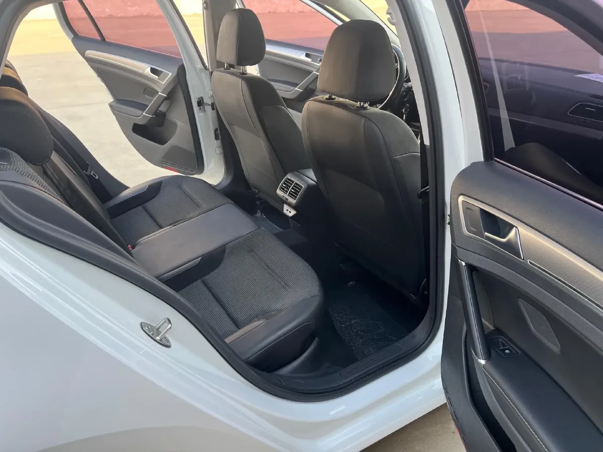 2019 Volkswagen Golf 1.4T 150HP L4 7DCT,autocango,china used car exporter,china ev exporter,chinese used car exporter,chinese used ev exporter