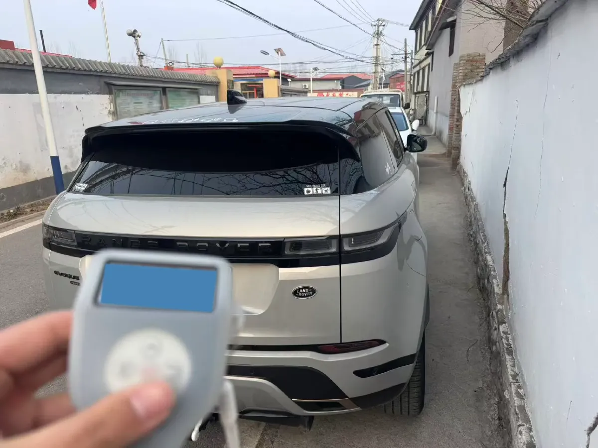 2023 Land Rover Range Rover Evoque 2.0T 249HP L4 9AT,autocango,china used car exporter,china ev exporter,chinese used car exporter,chinese used ev exporter