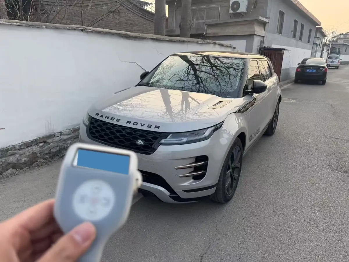 2023 Land Rover Range Rover Evoque 2.0T 249HP L4 9AT,autocango,china used car exporter,china ev exporter,chinese used car exporter,chinese used ev exporter