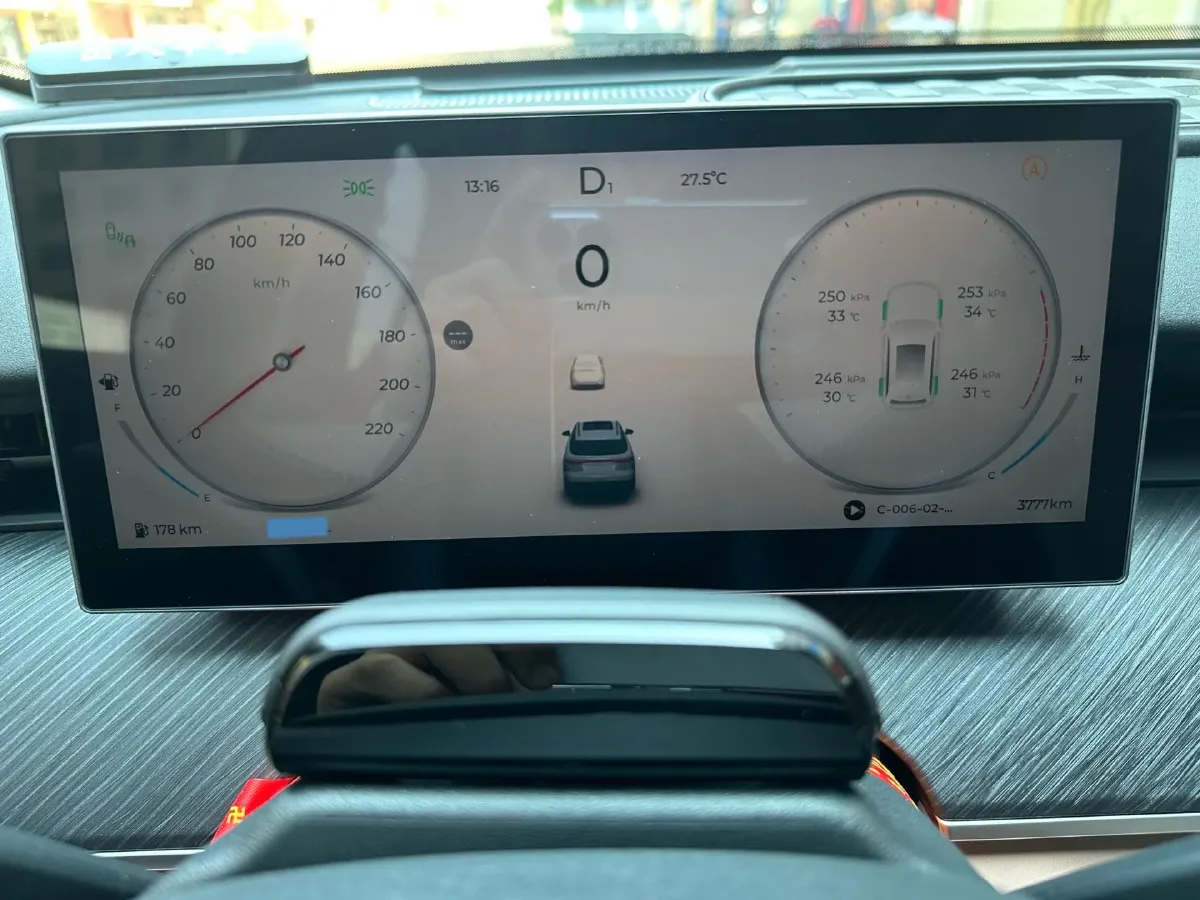 2024 Chery Tiggo8L 2.0T 254HP L4 8AT,autocango,china used car exporter,china ev exporter,chinese used car exporter,chinese used ev exporter