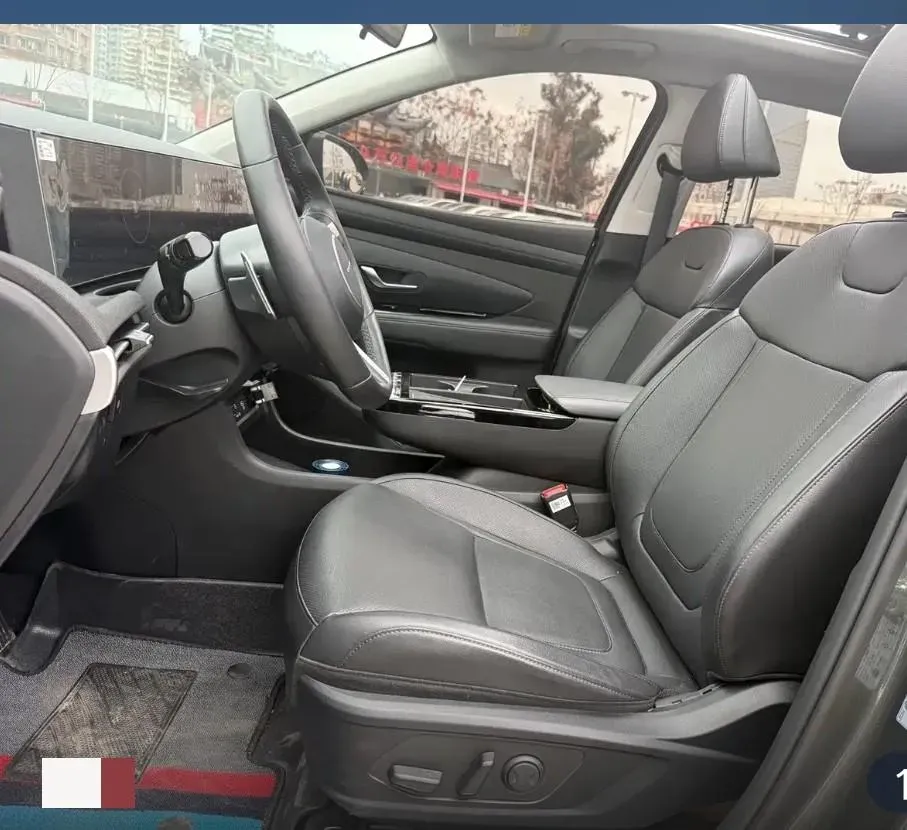 2025 Hyundai Tucson 1.5T 200HP L4 8AT,autocango,china used car exporter,china ev exporter,chinese used car exporter,chinese used ev exporter