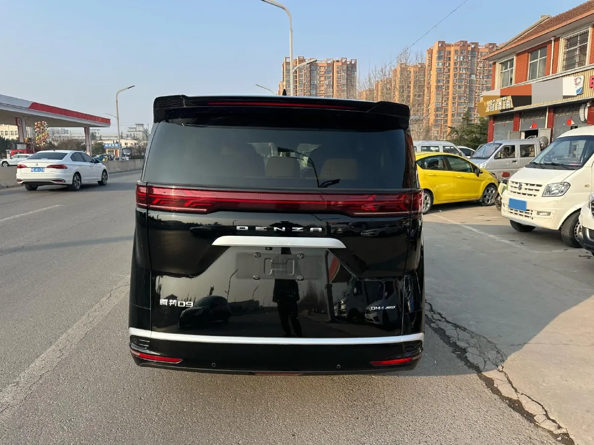 2022 Mercedes-Benz GLC Class 2.0T 197HP L4 9AT,autocango,china used car exporter,china ev exporter,chinese used car exporter,chinese used ev exporter