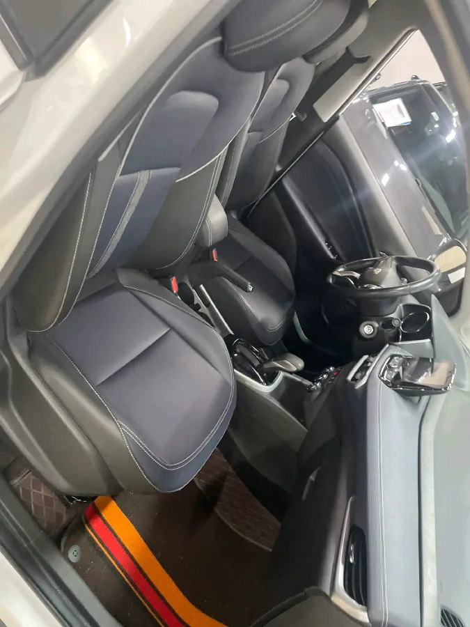 2021 Chevrolet Trax 1.0T 125HP L3 6AT,autocango,china used car exporter,china ev exporter,chinese used car exporter,chinese used ev exporter