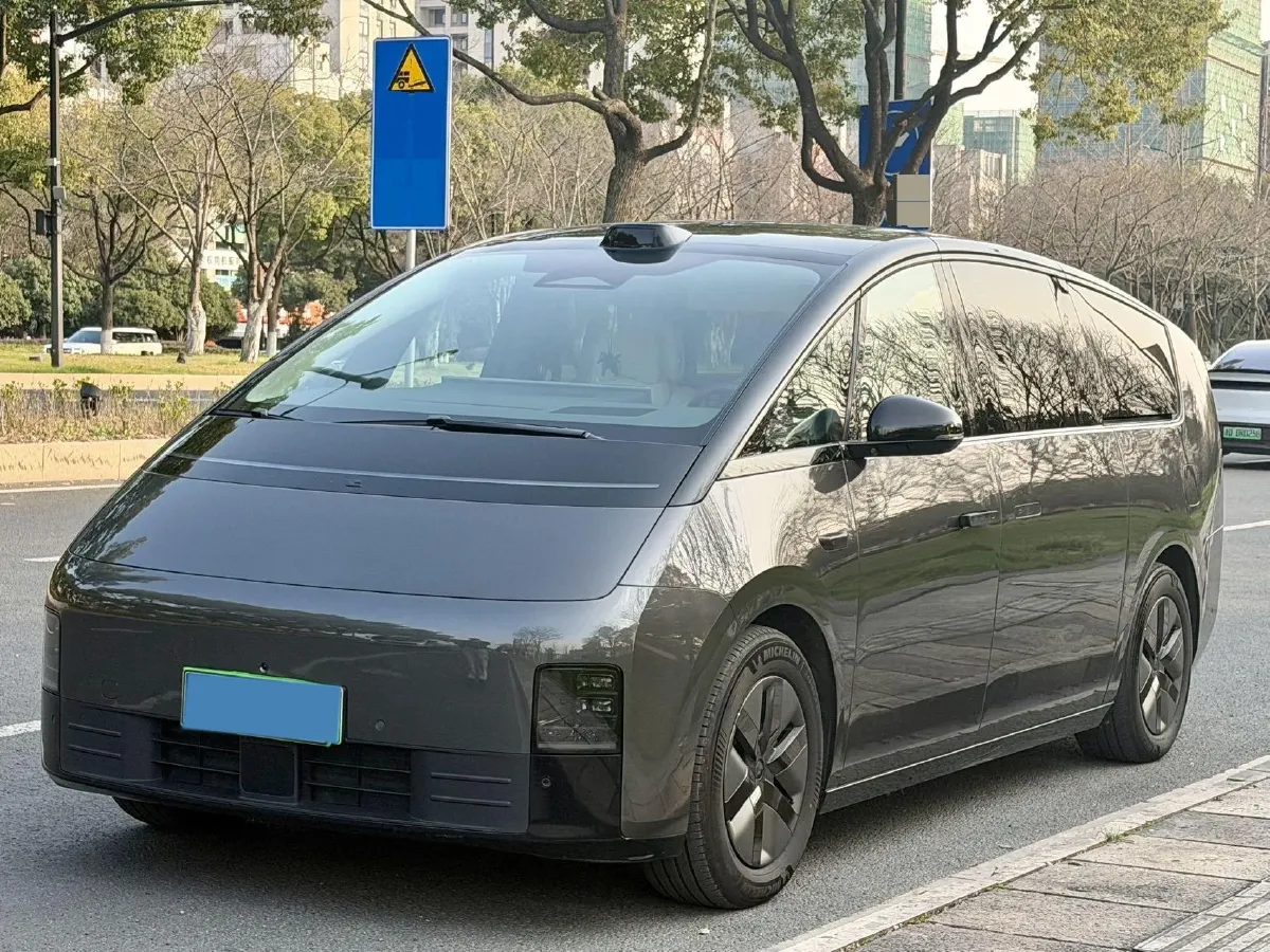 2024 Li MEGA BEV 102.7KWH,autocango,china used car exporter,china ev exporter,chinese used car exporter,chinese used ev exporter