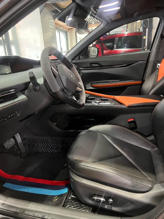 2023 ChangAn UNI-V iDD 1.5T 170HP L4 6TCT PHEV 18.4KWH,autocango,china used car exporter,china ev exporter,chinese used car exporter,chinese used ev exporter