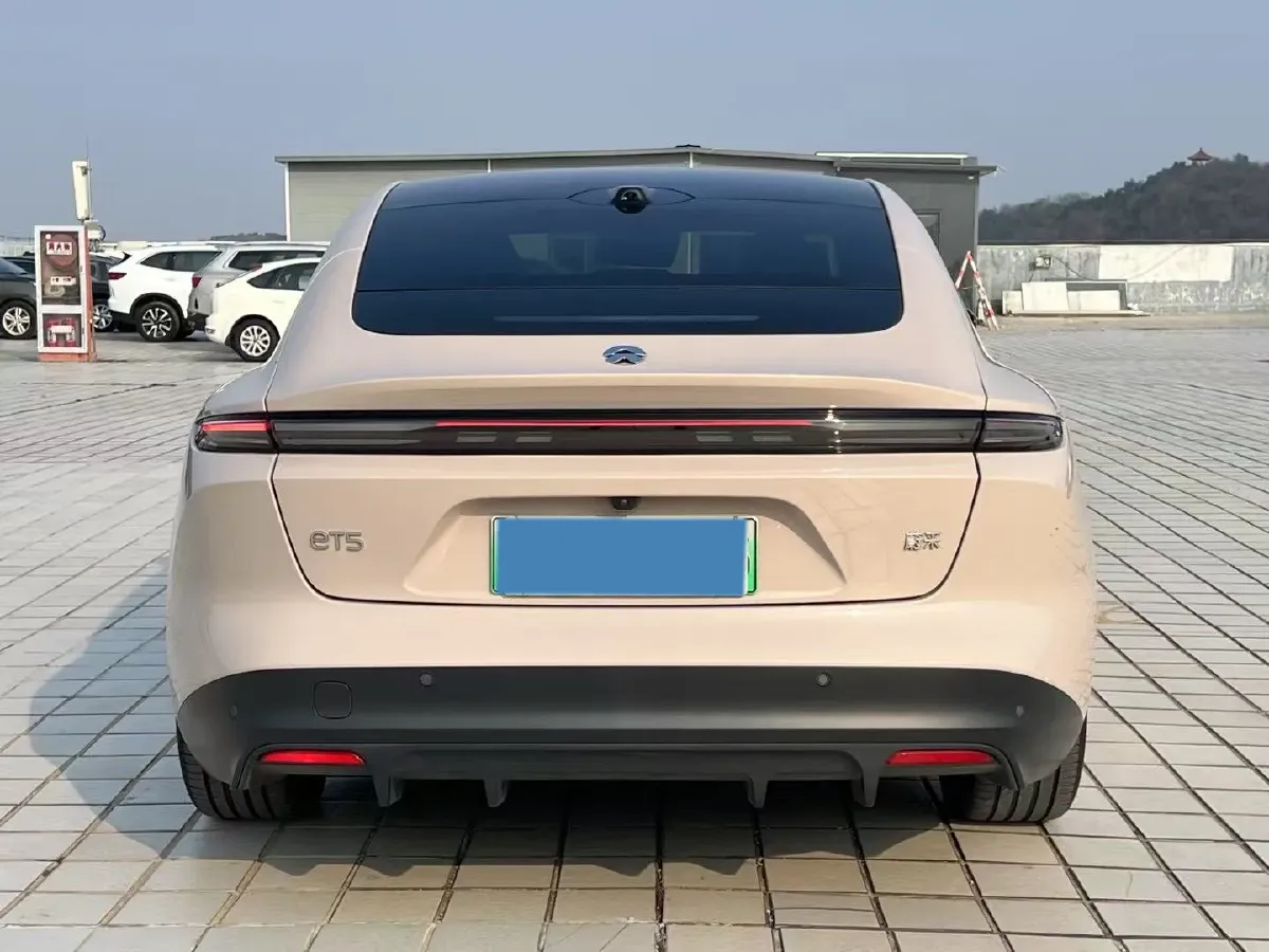 2024 NIO ET5 BEV 75KWH,autocango,china used car exporter,china ev exporter,chinese used car exporter,chinese used ev exporter