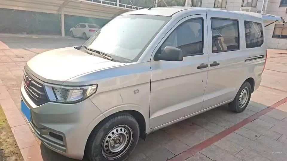 2022 JinBei Little Sea Lion X30 1.5L 102HP L4 5MT,autocango,china used car exporter,china ev exporter,chinese used car exporter,chinese used ev exporter
