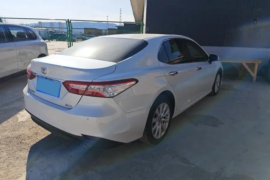 2021 Toyota Camry 2.0L 178HP L4 CVT,autocango,china used car exporter,china ev exporter,chinese used car exporter,chinese used ev exporter