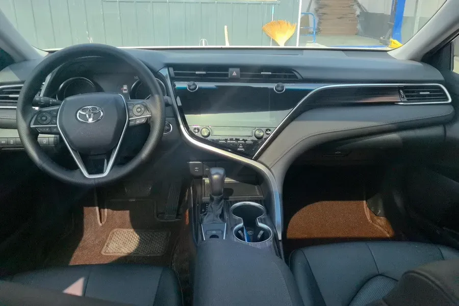 2021 Toyota Camry 2.0L 178HP L4 CVT,autocango,china used car exporter,china ev exporter,chinese used car exporter,chinese used ev exporter