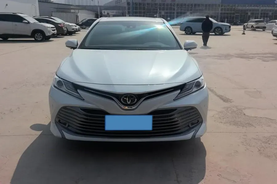 2021 Toyota Camry 2.0L 178HP L4 CVT,autocango,china used car exporter,china ev exporter,chinese used car exporter,chinese used ev exporter