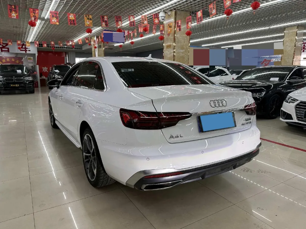 2024 Audi A4L 2.0T 190HP L4 7DCT,autocango,china used car exporter,china ev exporter,chinese used car exporter,chinese used ev exporter