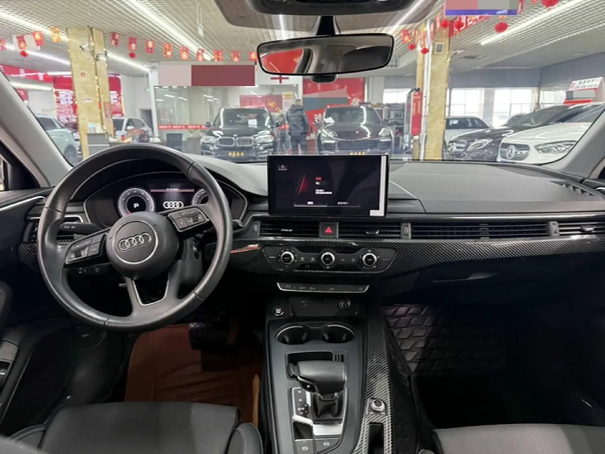 2024 Audi A4L 2.0T 190HP L4 7DCT,autocango,china used car exporter,china ev exporter,chinese used car exporter,chinese used ev exporter