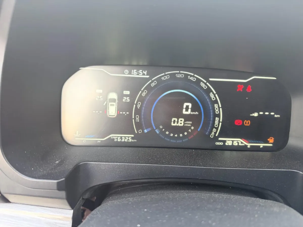 2022 Yema SiPaiKa 1.5L 109HP L4 5MT,autocango,china used car exporter,china ev exporter,chinese used car exporter,chinese used ev exporter