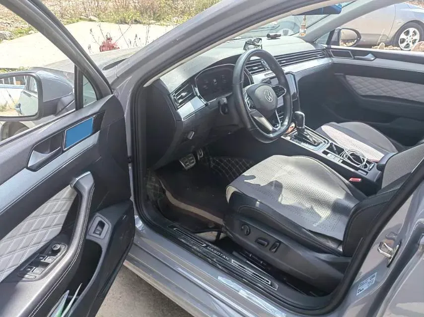 2023 Volkswagen Magotan 2.0T 186HP L4 7DCT,autocango,china used car exporter,china ev exporter,chinese used car exporter,chinese used ev exporter