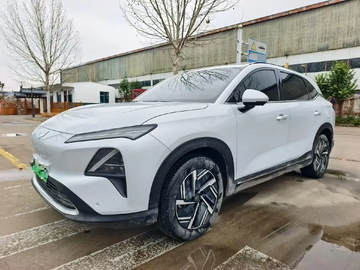 2024 WuLing XingGuangS 1.5L 106HP L4 E-CVT PHEV 20.5KWH,autocango,china used car exporter,china ev exporter,chinese used car exporter,chinese used ev exporter