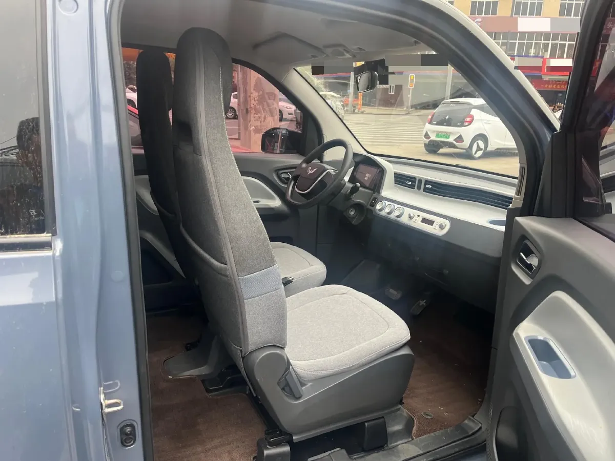 2021 WuLing HongGuang MINI EV BEV 13.8KWH,autocango,china used car exporter,china ev exporter,chinese used car exporter,chinese used ev exporter