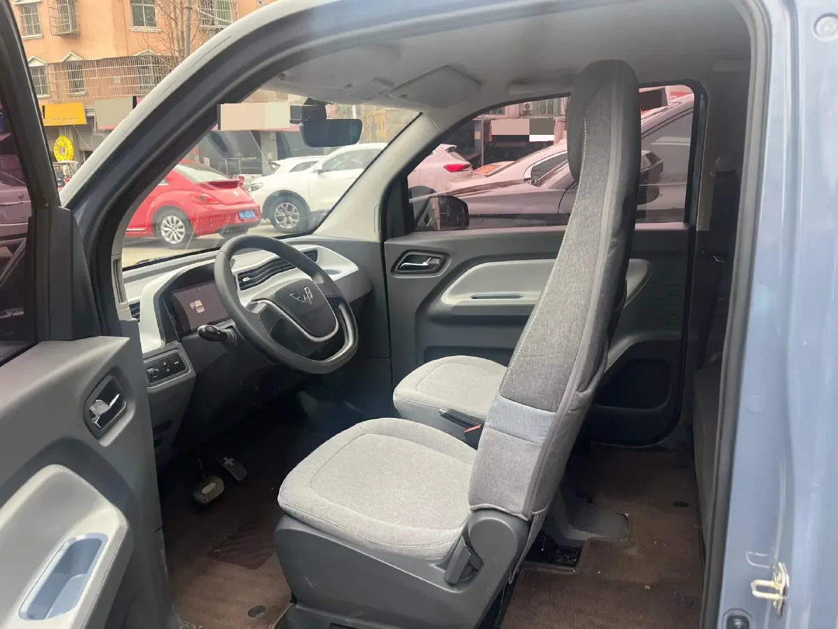 2021 WuLing HongGuang MINI EV BEV 13.8KWH,autocango,china used car exporter,china ev exporter,chinese used car exporter,chinese used ev exporter