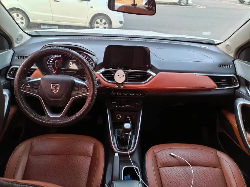 2017 BaoJun 510 1.5L 112HP L4 6MT,autocango,china used car exporter,china ev exporter,chinese used car exporter,chinese used ev exporter