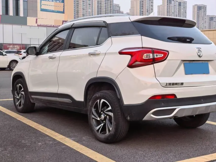 2017 BaoJun 510 1.5L 112HP L4 6MT,autocango,china used car exporter,china ev exporter,chinese used car exporter,chinese used ev exporter