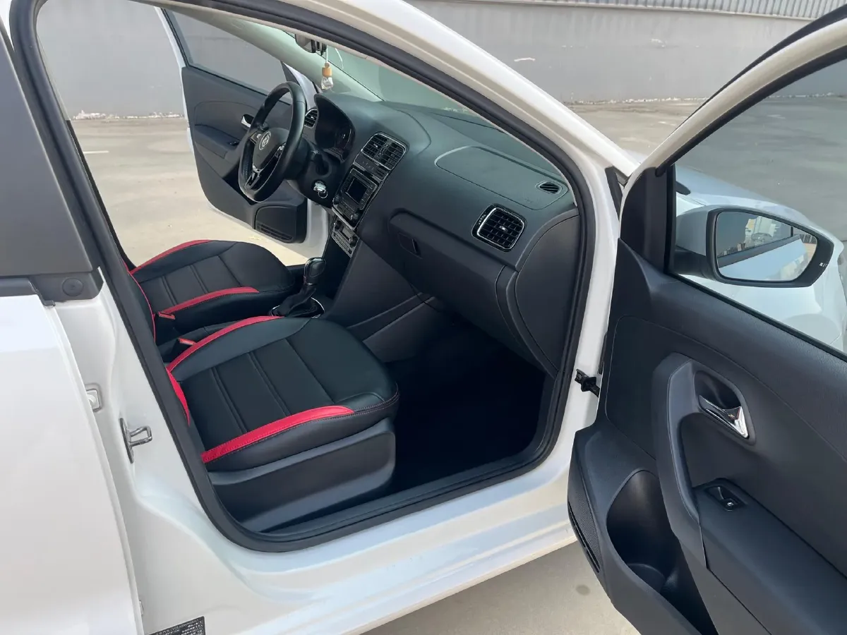 2016 Volkswagen Polo 1.6L 110HP L4 6AT,autocango,china used car exporter,china ev exporter,chinese used car exporter,chinese used ev exporter