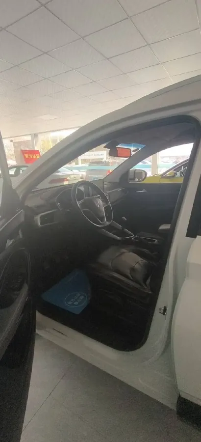 2018 BaoJun 530 1.5T 150HP L4 6MT,autocango,china used car exporter,china ev exporter,chinese used car exporter,chinese used ev exporter