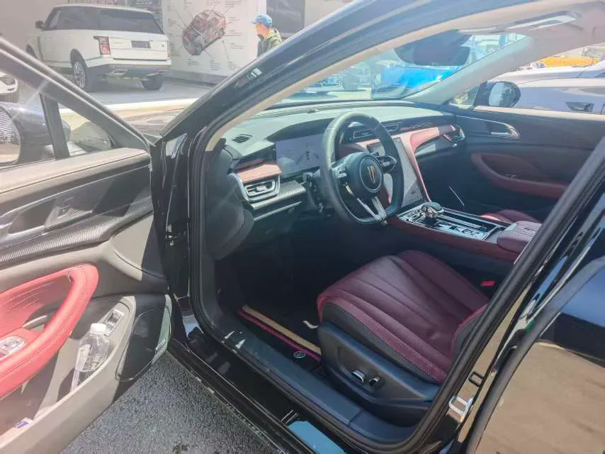 2025 HongQi H5 2.0T 224HP L4 8AT,autocango,china used car exporter,china ev exporter,chinese used car exporter,chinese used ev exporter