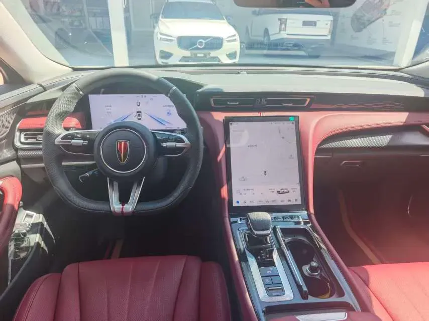 2025 HongQi H5 2.0T 224HP L4 8AT,autocango,china used car exporter,china ev exporter,chinese used car exporter,chinese used ev exporter