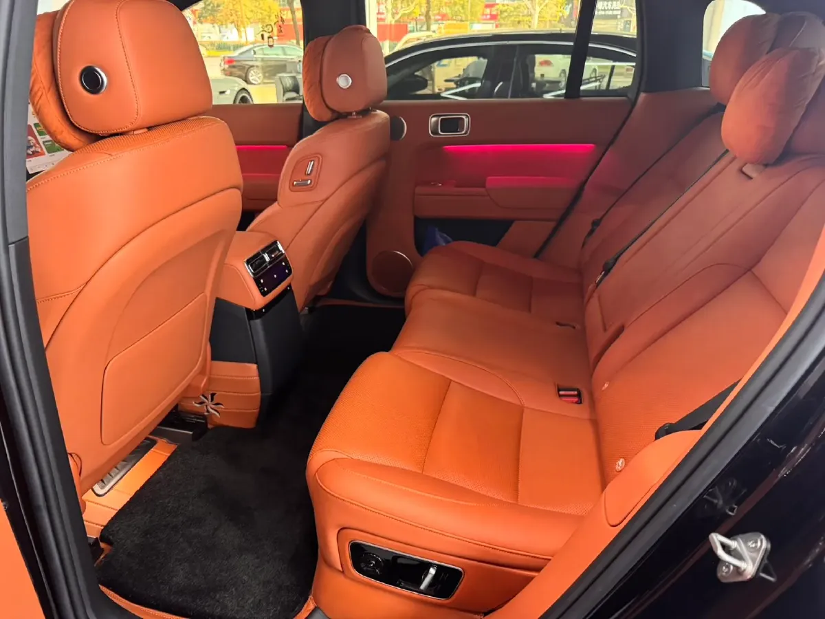 2024 Li L8 Range Extended 154HP REEV 42.8KWH,autocango,china used car exporter,china ev exporter,chinese used car exporter,chinese used ev exporter