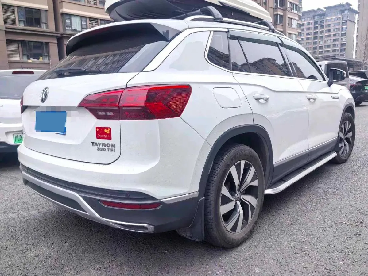 2019 MINI CLUBMAN 1.5T 102HP L3 6AT,autocango,china used car exporter,china ev exporter,chinese used car exporter,chinese used ev exporter