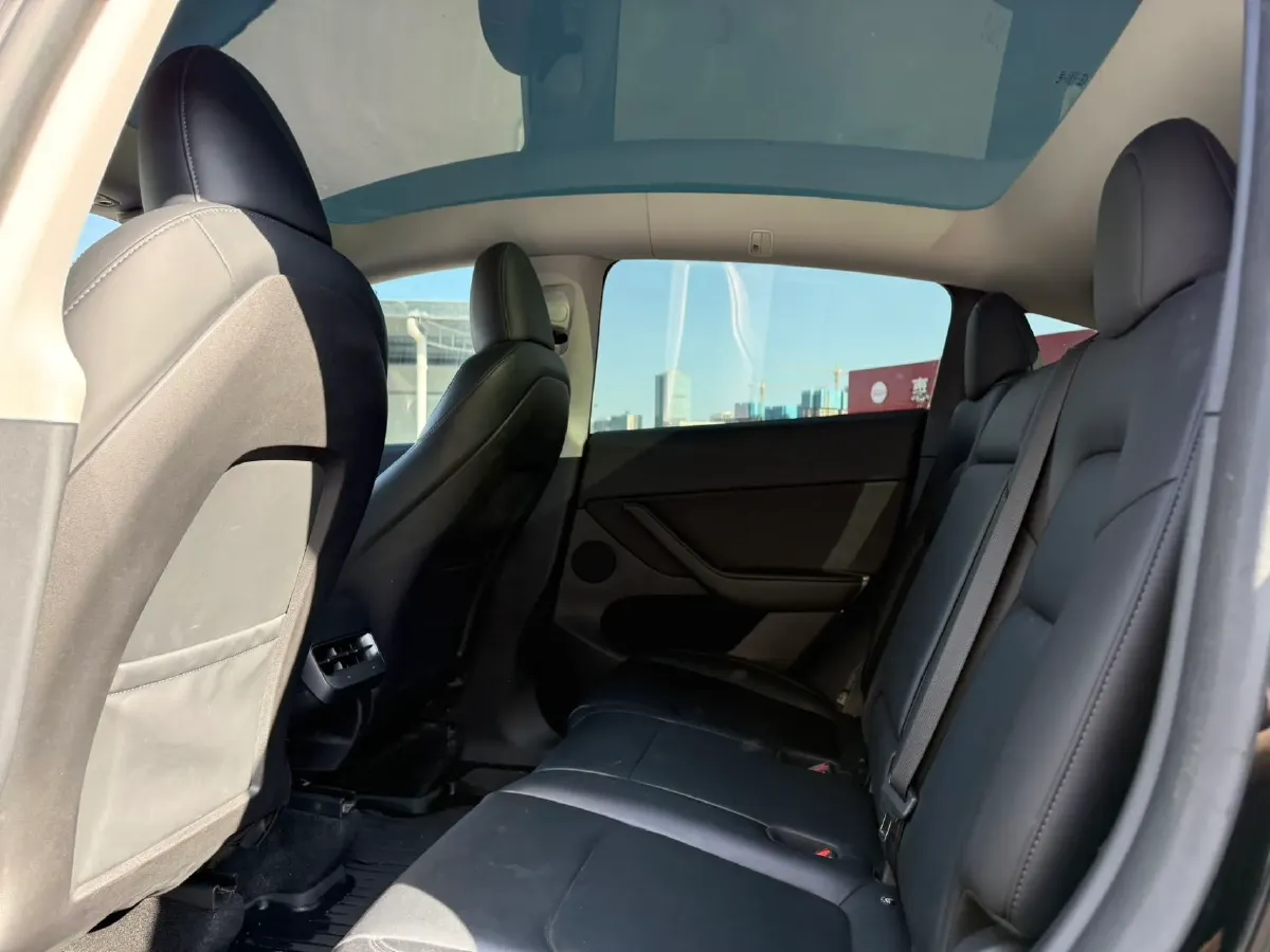 2022 Tesla Model Y BEV 60KWH,autocango,china used car exporter,china ev exporter,chinese used car exporter,chinese used ev exporter