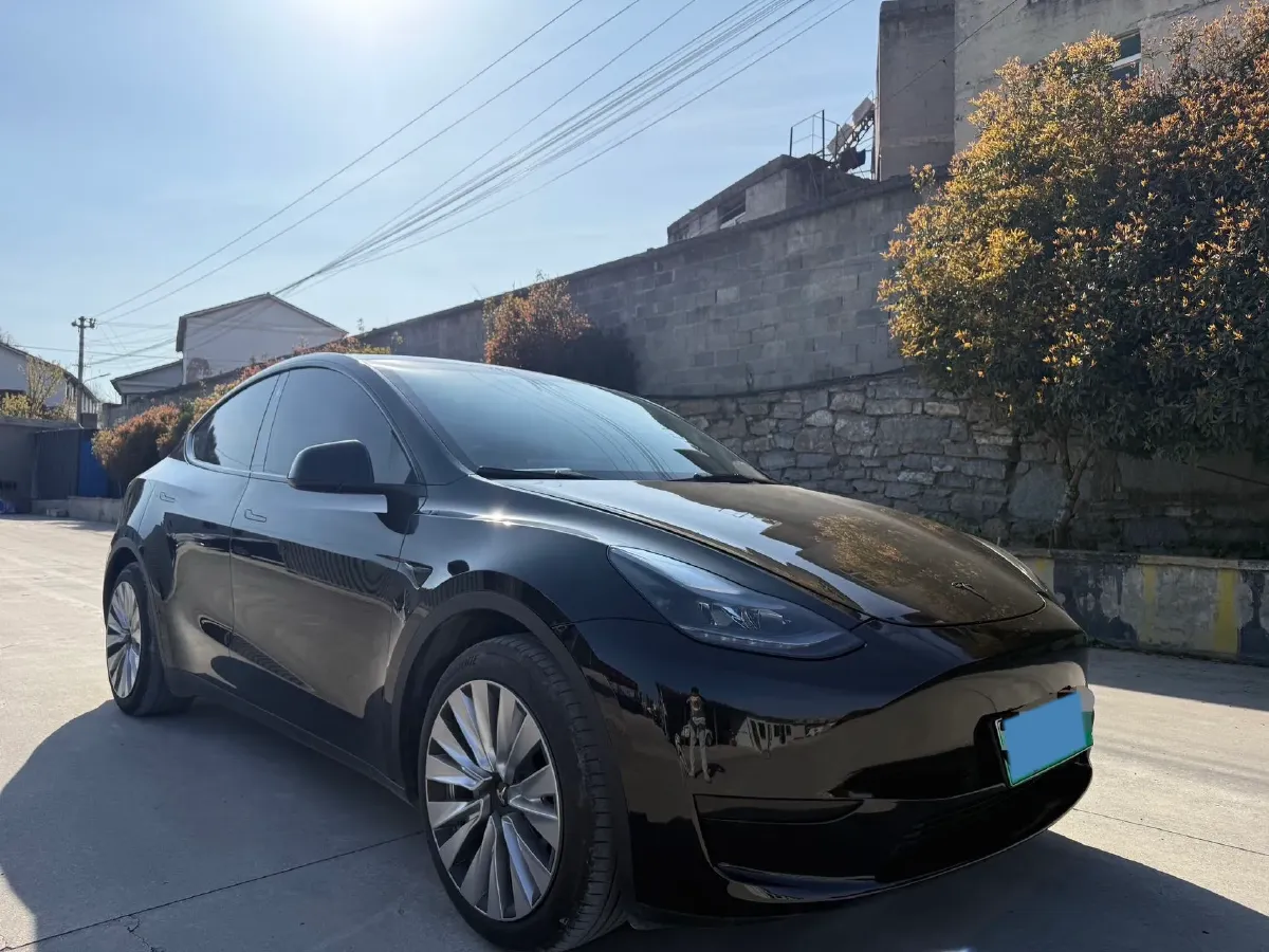2022 Tesla Model Y BEV 60KWH,autocango,china used car exporter,china ev exporter,chinese used car exporter,chinese used ev exporter