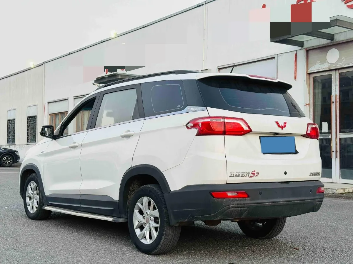 2018 WuLing HongGuang S3 1.5T 150HP L4 6MT,autocango,china used car exporter,china ev exporter,chinese used car exporter,chinese used ev exporter