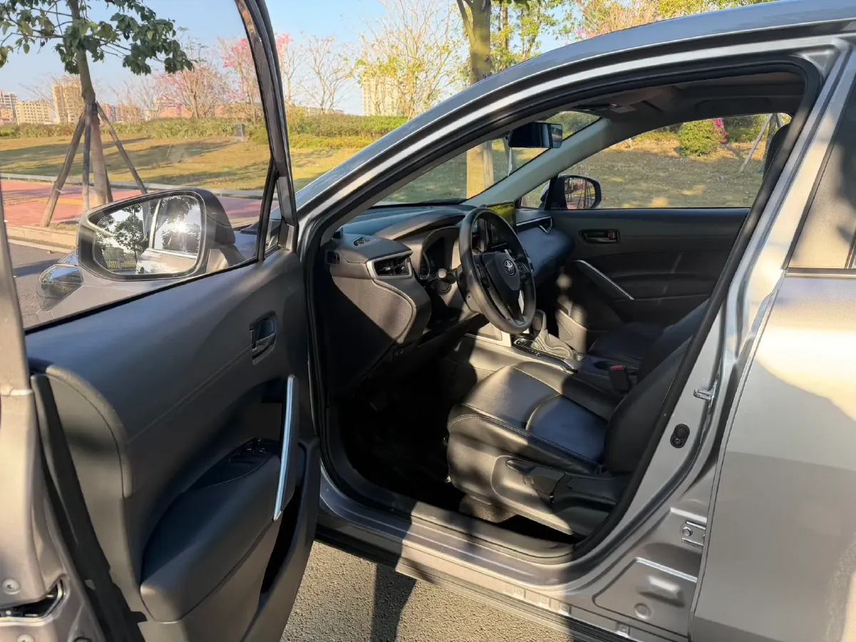 2022 Toyota Corolla Cross 2.0L 171HP L4 CVT,autocango,china used car exporter,china ev exporter,chinese used car exporter,chinese used ev exporter