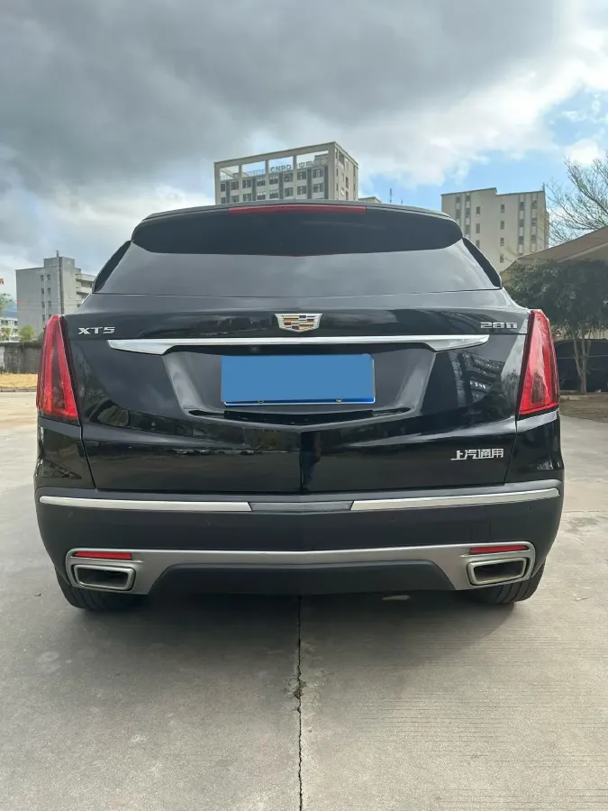 2021 Cadillac XT5 2.0T 237HP L4 9AT,autocango,china used car exporter,china ev exporter,chinese used car exporter,chinese used ev exporter