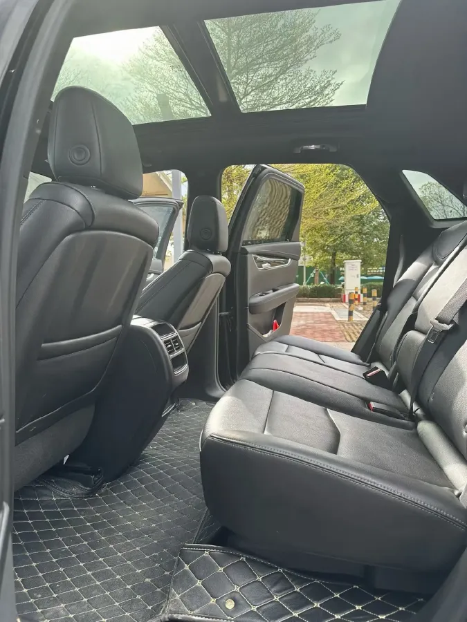 2021 Cadillac XT5 2.0T 237HP L4 9AT,autocango,china used car exporter,china ev exporter,chinese used car exporter,chinese used ev exporter