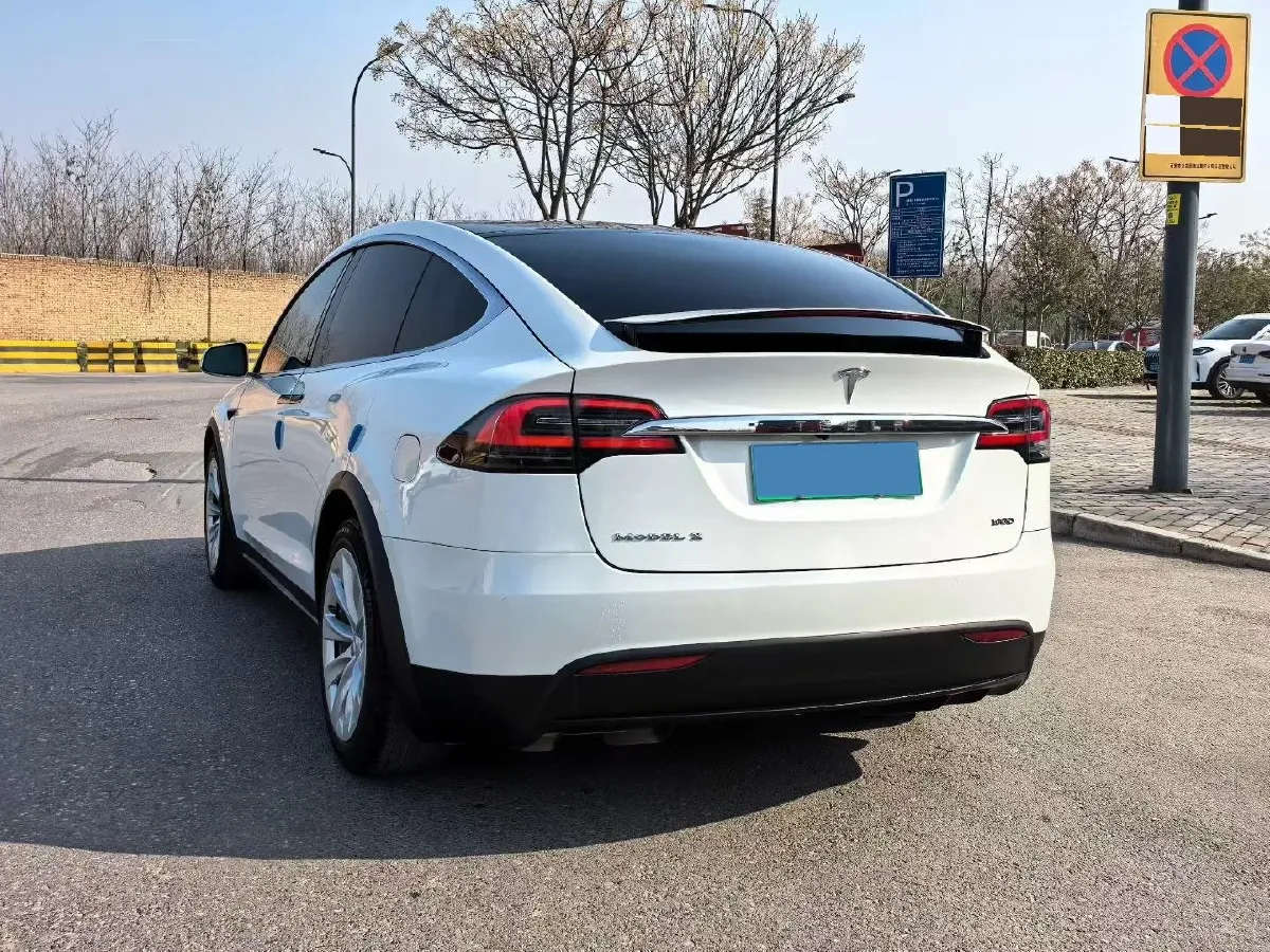 2017 Tesla Model X BEV 100KWH,autocango,china used car exporter,china ev exporter,chinese used car exporter,chinese used ev exporter