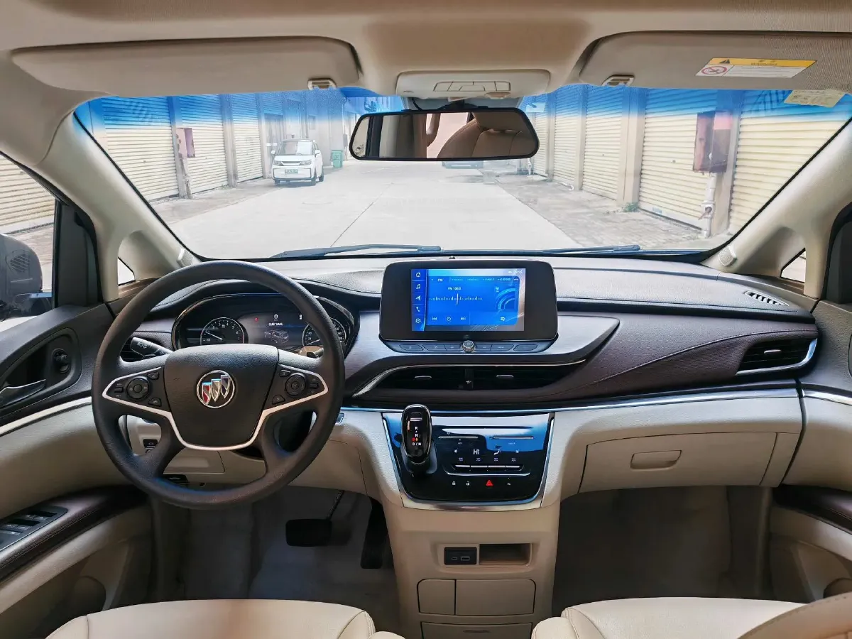 2022 Buick GL8 2.0T 237HP L4 9AT,autocango,china used car exporter,china ev exporter,chinese used car exporter,chinese used ev exporter