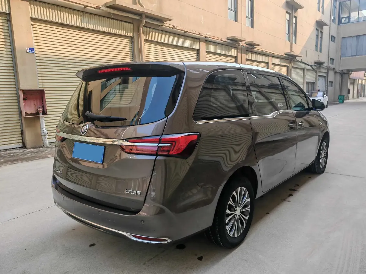 2022 Buick GL8 2.0T 237HP L4 9AT,autocango,china used car exporter,china ev exporter,chinese used car exporter,chinese used ev exporter