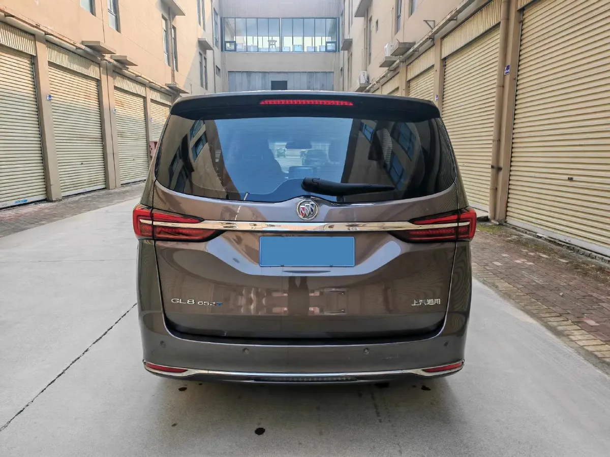 2022 Buick GL8 2.0T 237HP L4 9AT,autocango,china used car exporter,china ev exporter,chinese used car exporter,chinese used ev exporter