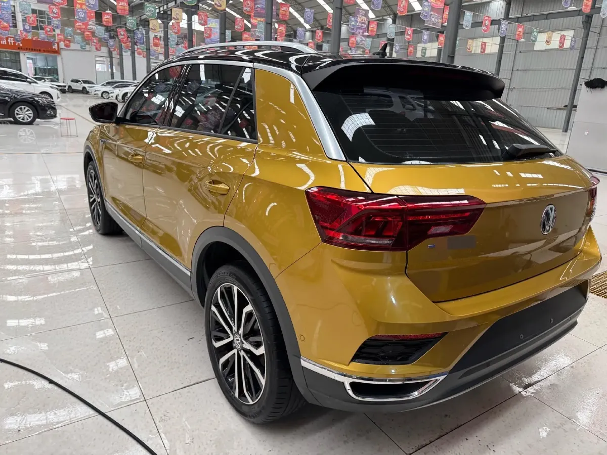 2018 Ford Kuga 1.5T 181HP L4 6AT,autocango,china used car exporter,china ev exporter,chinese used car exporter,chinese used ev exporter