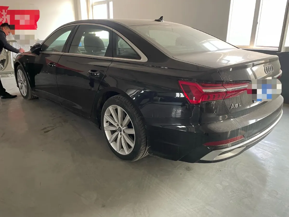 2023 Audi A6L 2.0T 245HP L4 7DCT,autocango,china used car exporter,china ev exporter,chinese used car exporter,chinese used ev exporter